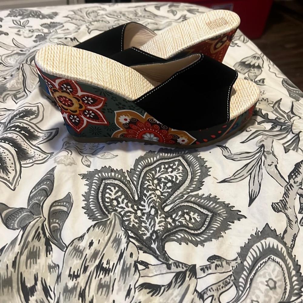 Brand new Wedge.